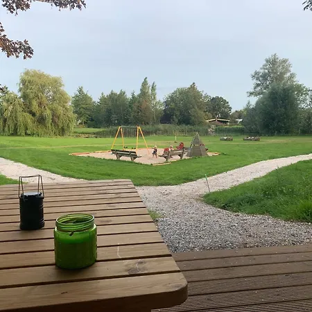 Luxe Safaritent Op Landgoed De Leijen Luxury tent *