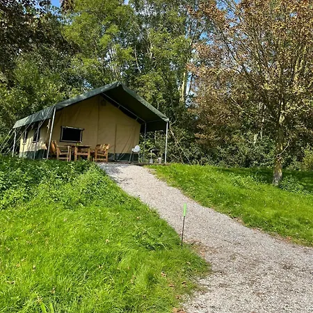 Luxury tent Luxe Safaritent Op Landgoed De Leijen *
